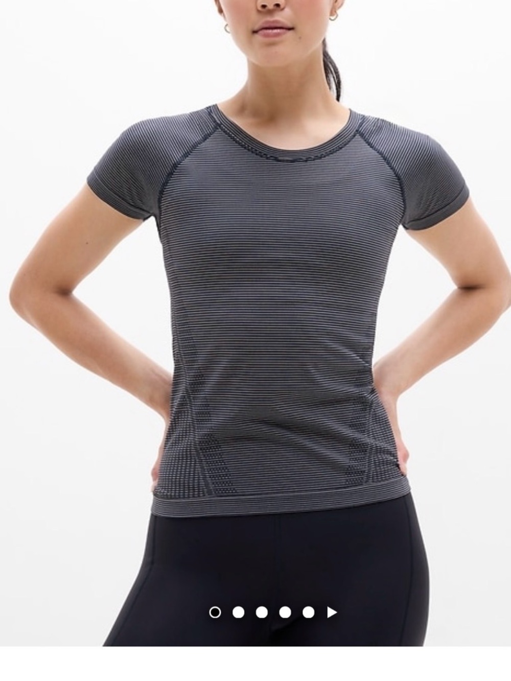 EUC Athleta Momentum seamless tee size L